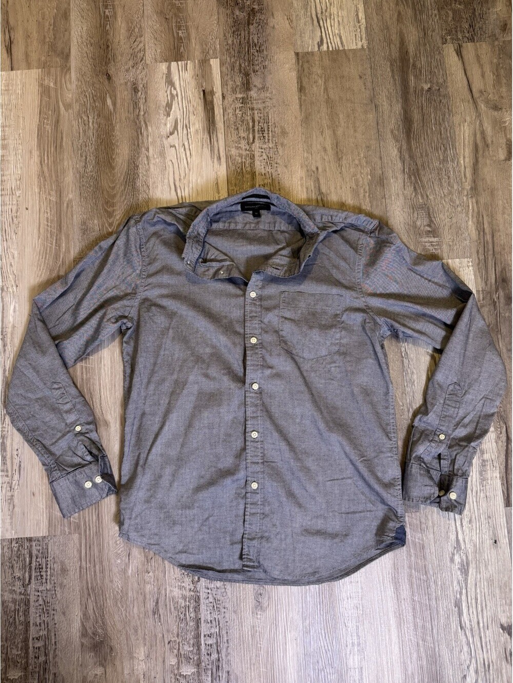 Banana Republic Men's M Untucked Slim Fit Button-Down Chambray Shirt Size